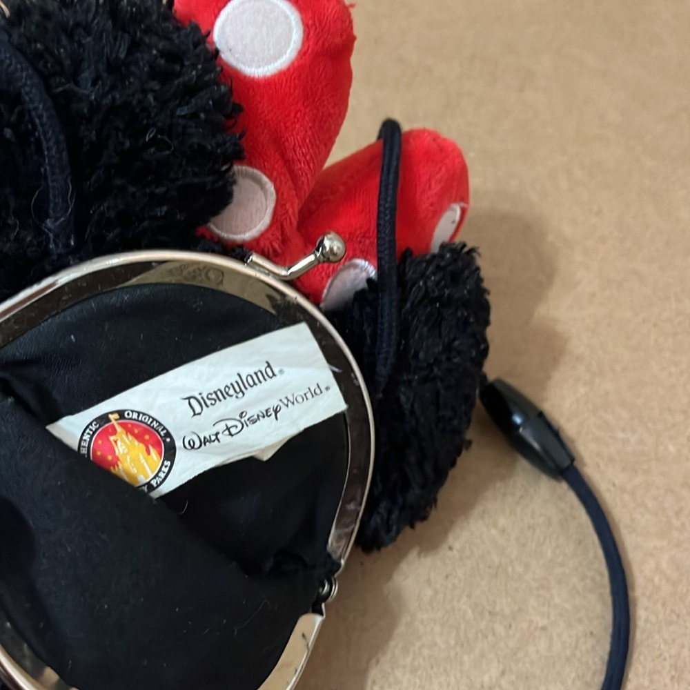 Minnie Mouse Purse - Picture 5 of 5